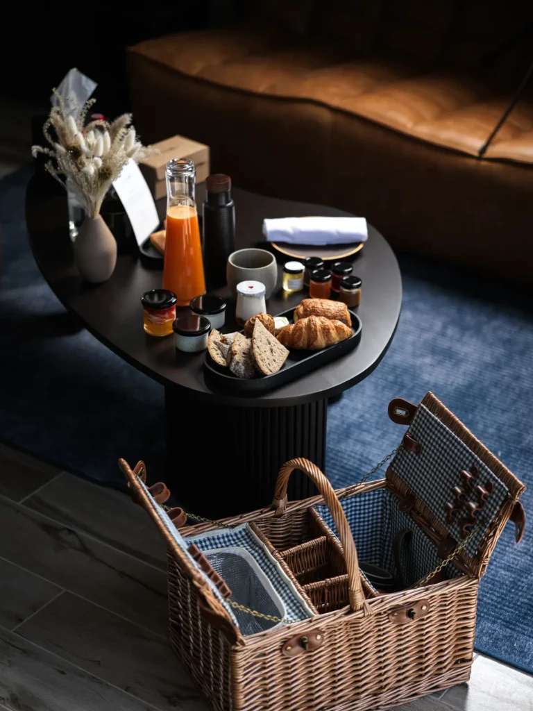 Petit déjeuner en chambre — Le Verbois, Saint-Maximin